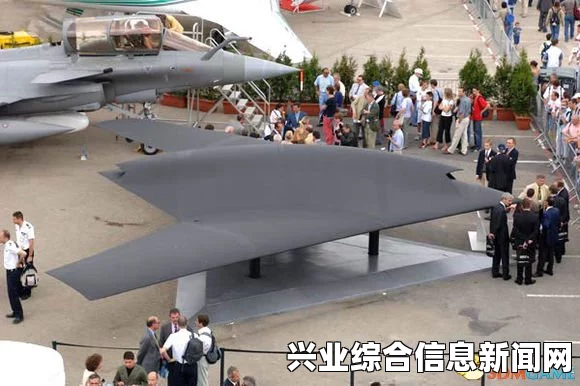 侵略行为，奇美拉高达所使用的武器原型介绍